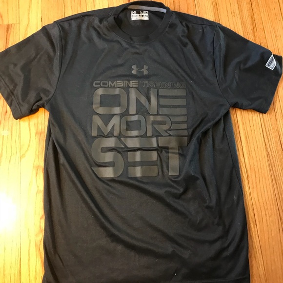 more armour t shirt